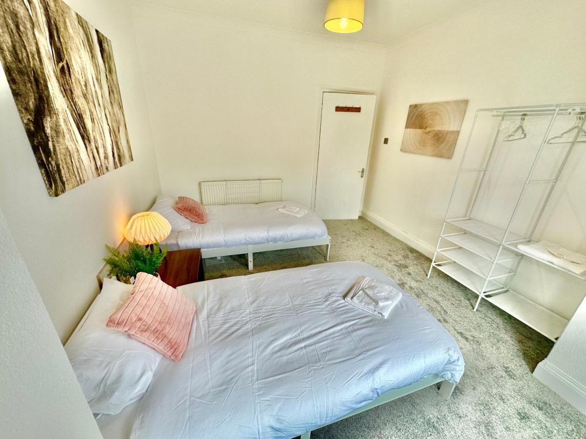 Chic Apartment In Central Bournemouth With Parking Εξωτερικό φωτογραφία