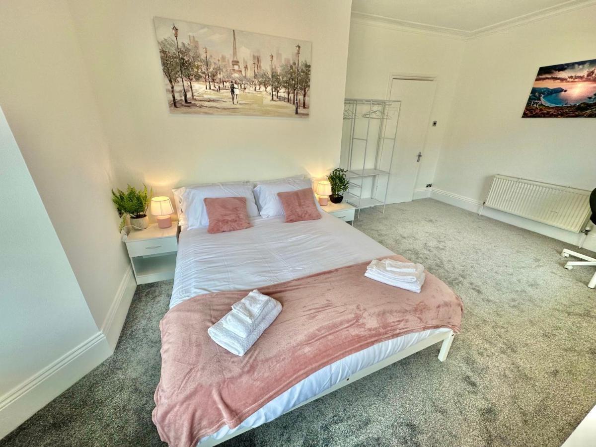 Chic Apartment In Central Bournemouth With Parking Εξωτερικό φωτογραφία